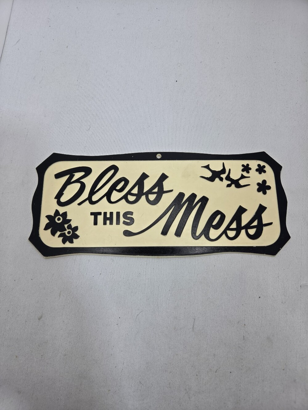 ✨ Vintage "Bless This Mess" Plastic Wall Hanging Sign Plaque 🏡 Clutter Decor